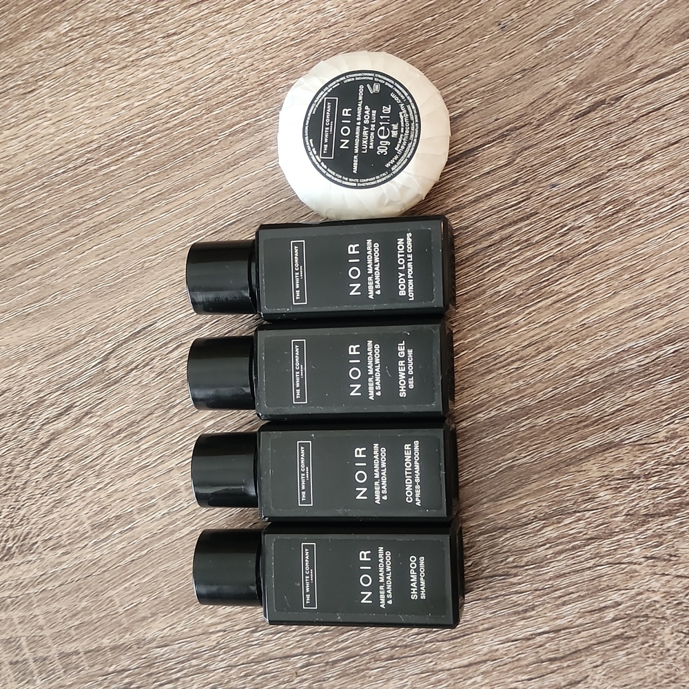 The White Company Travel Set